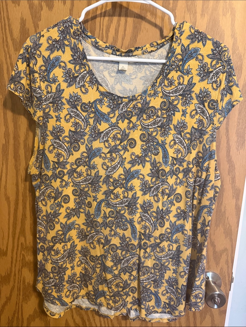 Women’s Yellow Paisley Short Sleeve V-Neck Tee